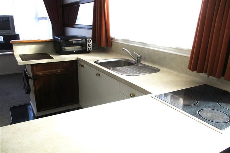 Photo of property in 302 Pages Road, Wainoni, Christchurch, 8061