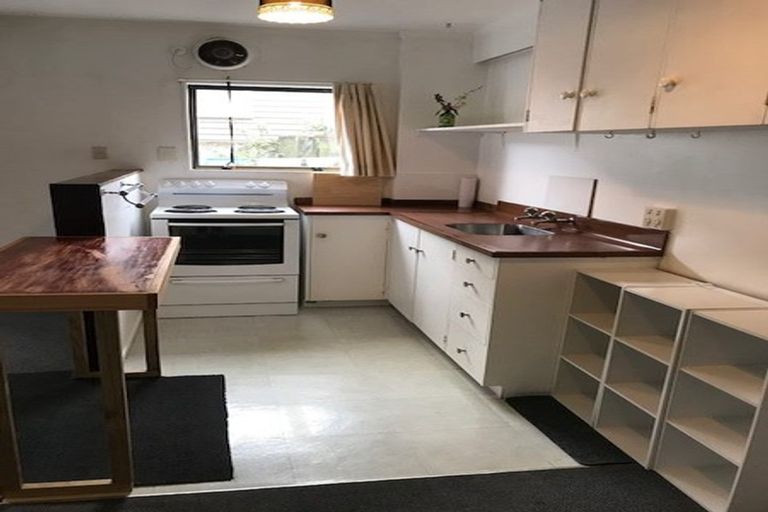 Photo of property in 110 Rongotai Road, Kilbirnie, Wellington, 6022