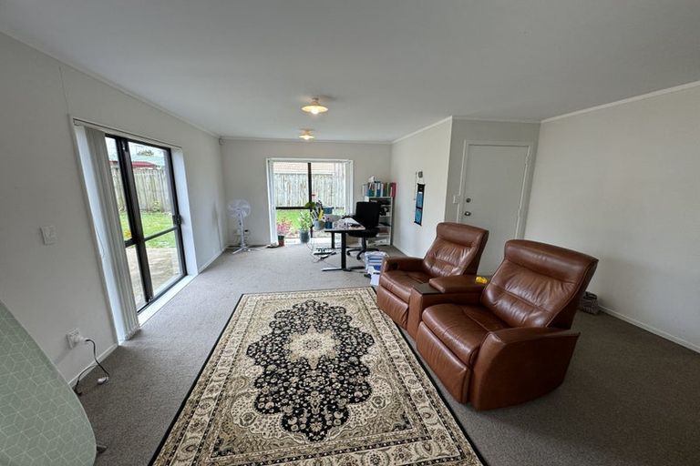 Photo of property in 8 Colt Place, Randwick Park, Auckland, 2105