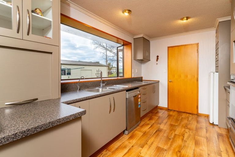 Photo of property in 21 Dryden Street, Milton, 9220