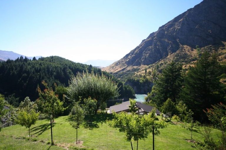 Photo of property in 11 Mcchesney Road, Arthurs Point, Queenstown, 9371