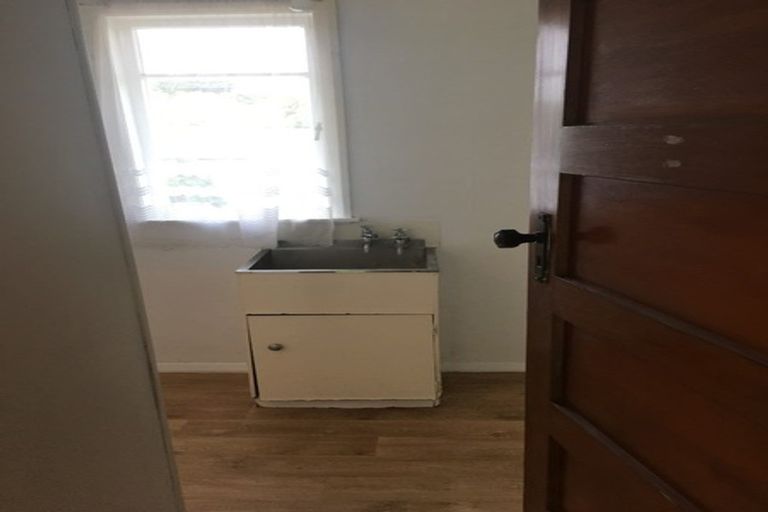 Photo of property in 24 Toi Street, Tawhero, Whanganui, 4501