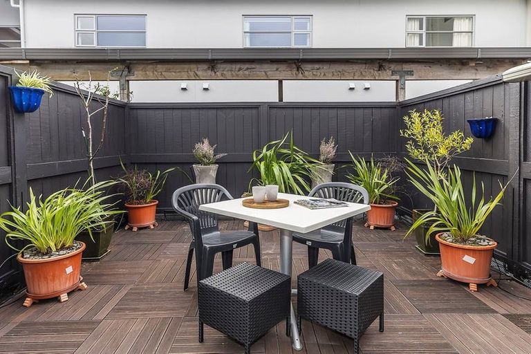 Photo of property in Galleria Apartments, 2/77 Tory Street, Te Aro, Wellington, 6011