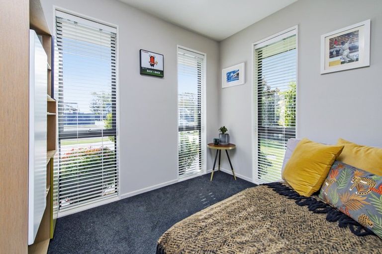 Photo of property in 17 Old Red Barn Road, Halswell, Christchurch, 8025