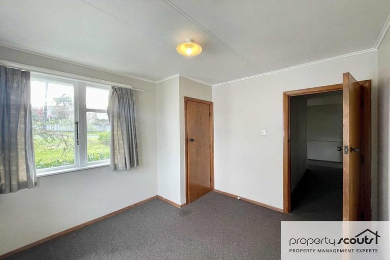 Photo of property in 26 Banks Street, Marfell, New Plymouth, 4310