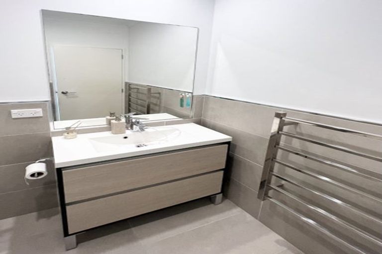 Photo of property in 10 Flounder Road, Hobsonville, Auckland, 0616