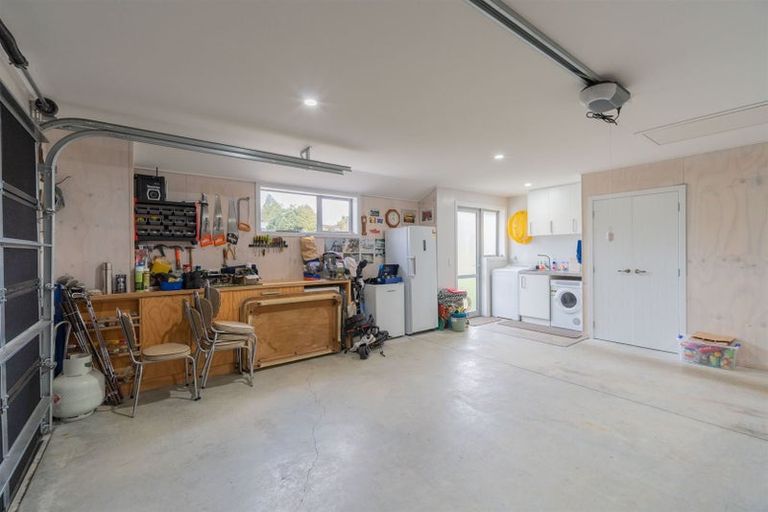 Photo of property in 25 Tawera Place, Te Anau, 9679