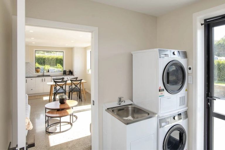 Photo of property in 74 Scarlys Way, Okitu, Gisborne, 4010