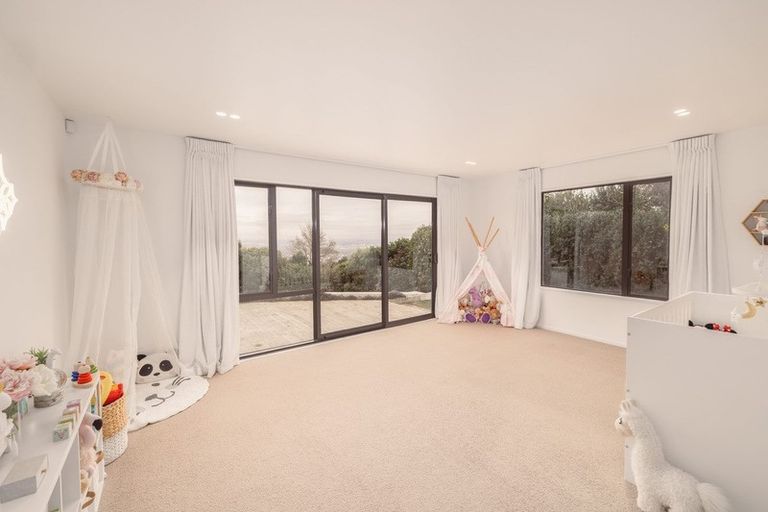 Photo of property in 266 Major Hornbrook Road, Mount Pleasant, Christchurch, 8081