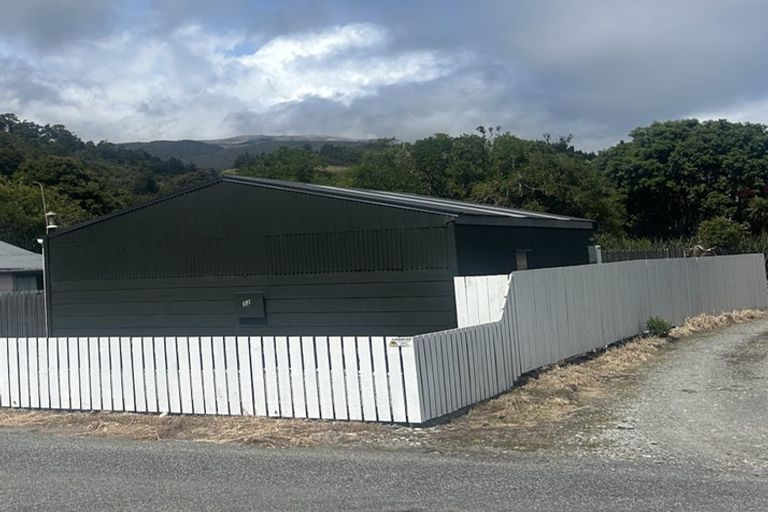 Photo of property in 32 Tyler Road, Ngakawau, 7824