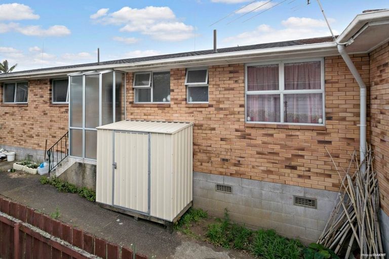 Photo of property in 2/4 Preston Avenue, Mount Albert, Auckland, 1025