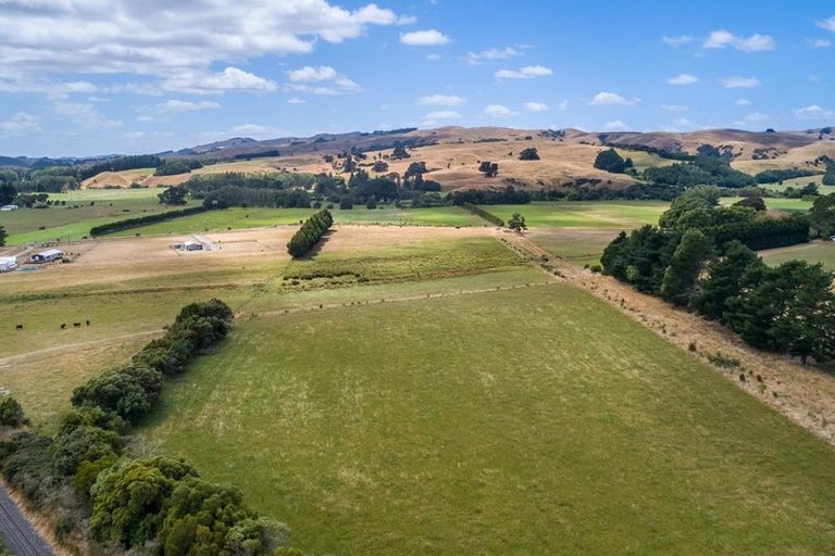 Photo of property in 100 Donovans Road, Kopuaranga, Masterton, 5882