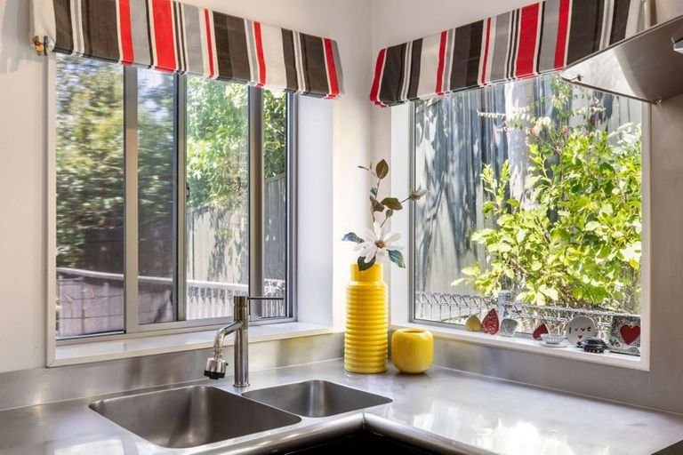 Photo of property in 12a Felton Mathew Avenue, St Johns, Auckland, 1072