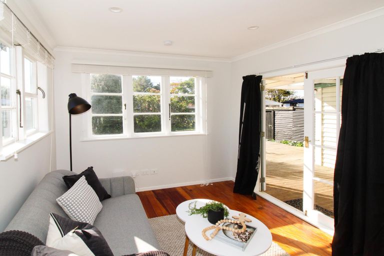 Photo of property in 36a Philip Street, Carterton, 5713