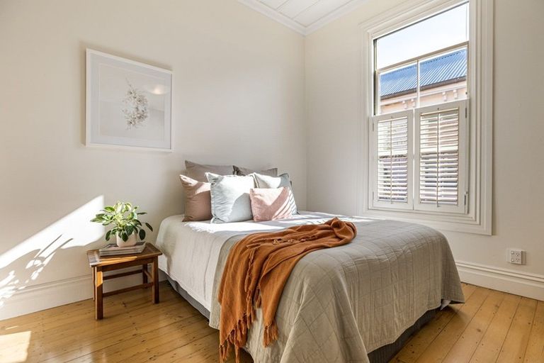 Photo of property in 85 Albert Road, Devonport, Auckland, 0624