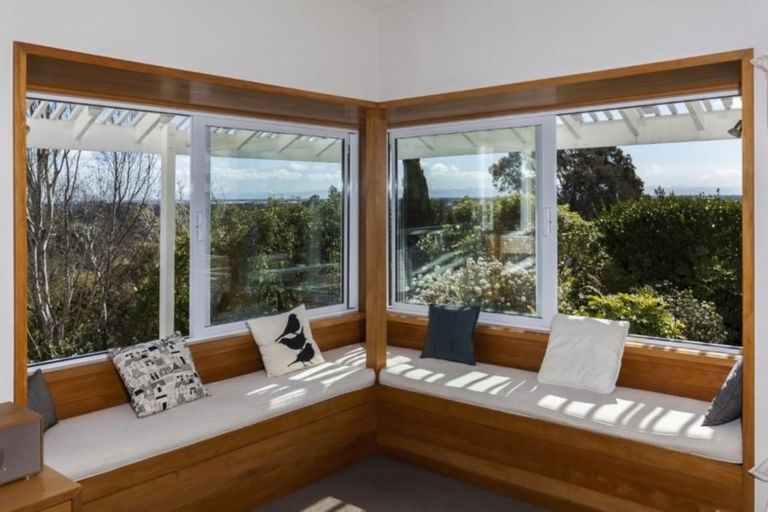 Photo of property in 6 Lucknow Place, Cashmere, Christchurch, 8022