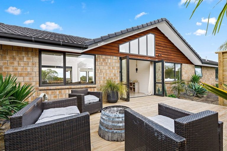 Photo of property in 68 Omana Avenue, Shelly Beach, Helensville, 0874