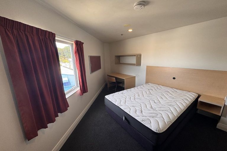 Photo of property in Hanson House, 10/27 Hanson Street, Mount Cook, Wellington, 6021