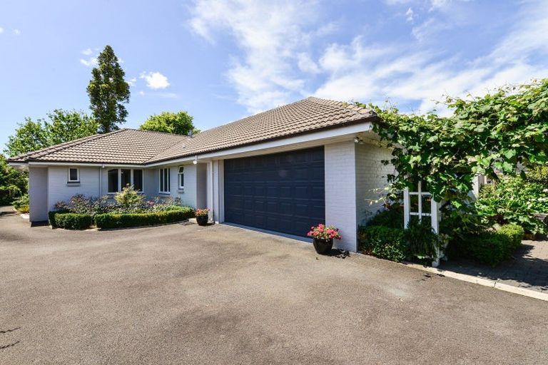 Photo of property in 18 Fairfield Road, Fairfield, Hamilton, 3214