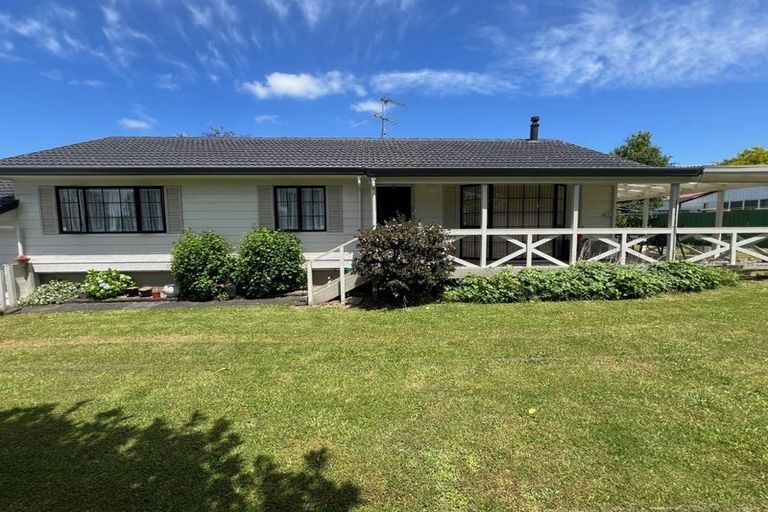 Photo of property in 17 Sunningdale Street, Wattle Downs, Auckland, 2103
