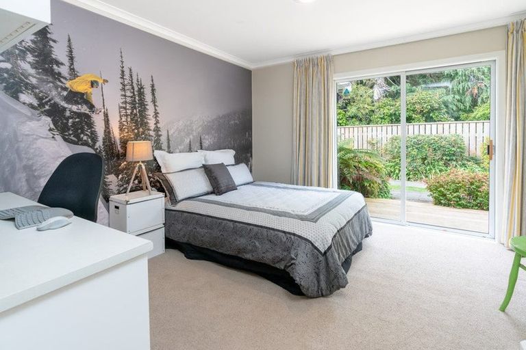 Photo of property in 450 Te Moana Road, Waikanae, 5036