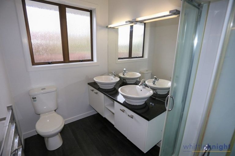 Photo of property in 2/5 Ashfield Place, Ilam, Christchurch, 8041