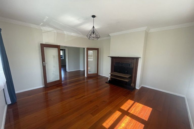 Photo of property in 923 High Street, Avalon, Lower Hutt, 5011