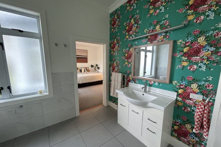 Photo of property in 12 Mcdonald Street, Napier South, Napier, 4110