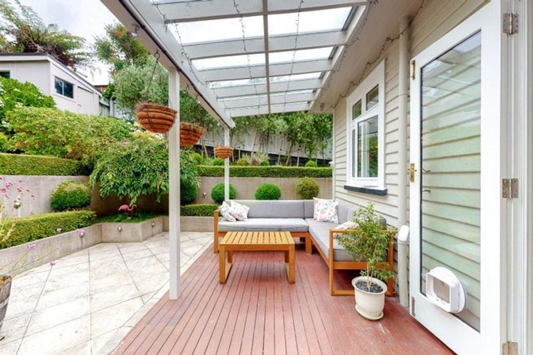 Photo of property in 82 Campbell Street, Karori, Wellington, 6012