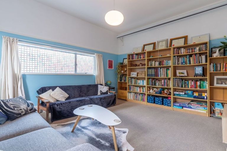 Photo of property in 3 Neidpath Road, Mornington, Dunedin, 9011