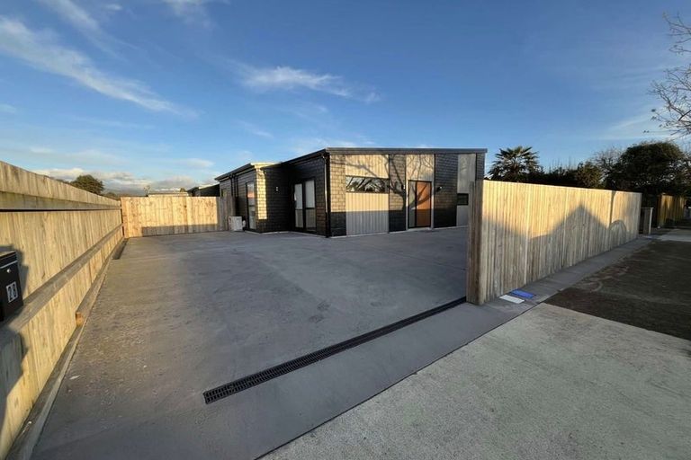 Photo of property in 28 Sussex Street, Levin, 5510