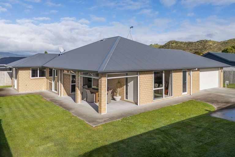 Photo of property in 8b Carrick Robertson Place, Waihi, 3610