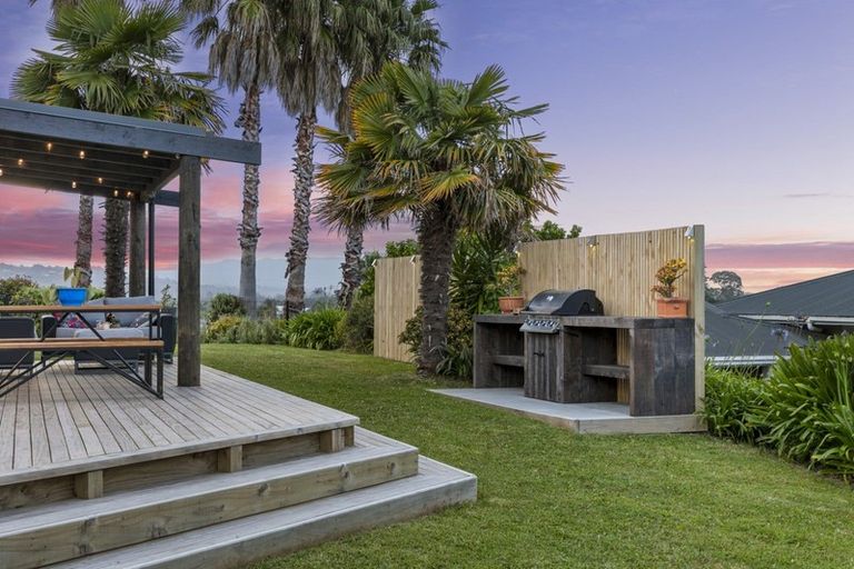 Photo of property in 33 Hallmark Rise, Bethlehem, Tauranga, 3110