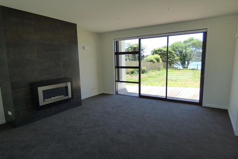 Photo of property in 22 Pohutukawa Road, Whenuapai, Auckland, 0618