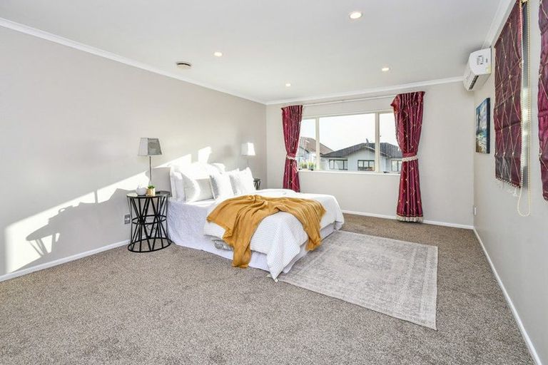 Photo of property in 12 Janway Avenue, Flat Bush, Auckland, 2016