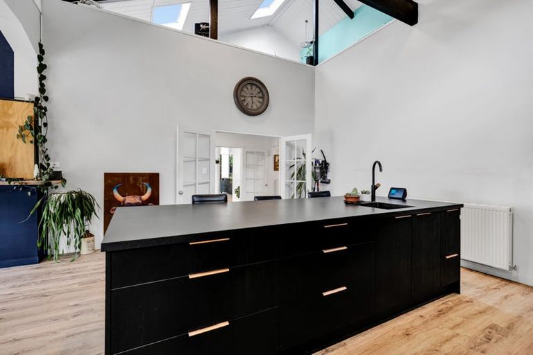 Photo of property in 330 Kelly Road, Lepperton, New Plymouth, 4373