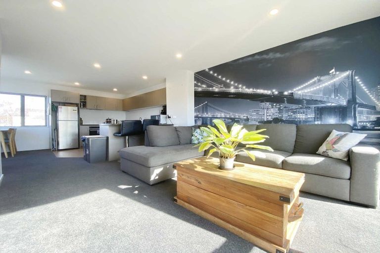 Photo of property in 461 Barbadoes Street, Edgeware, Christchurch, 8013