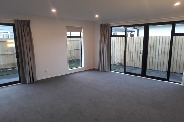 Photo of property in 11 Romney Drive, Belfast, Christchurch, 8051