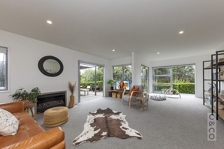 Photo of property in 10 The Rise, Waimauku, 0812