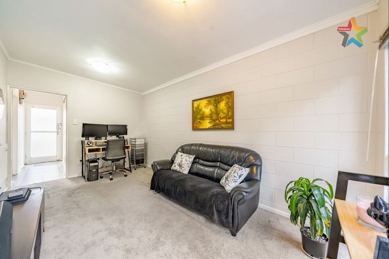 Photo of property in 3/5 Bridge Street, Melling, Lower Hutt, 5010