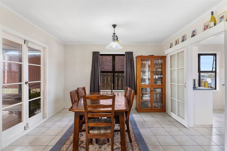 Photo of property in 58 Thompson Terrace, Manurewa, Auckland, 2102