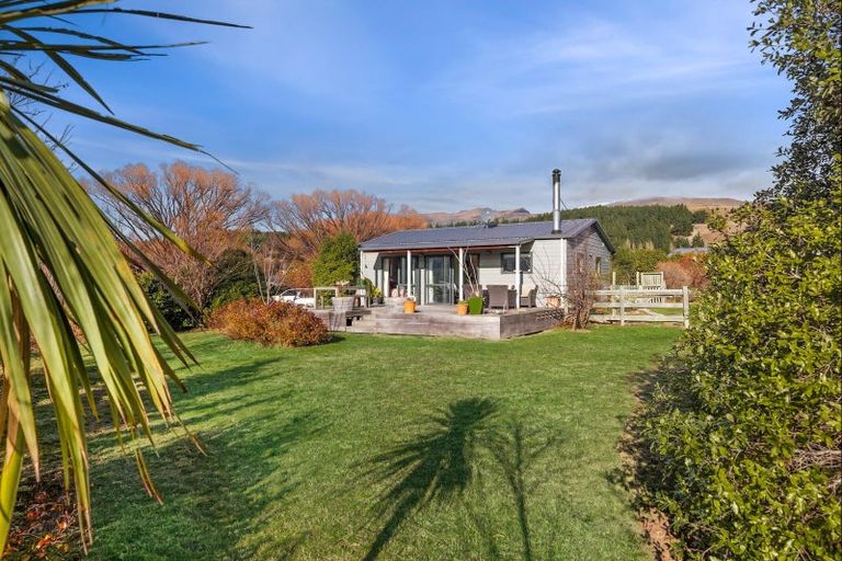 Photo of property in 145 Main Road, Luggate, Cromwell, 9383