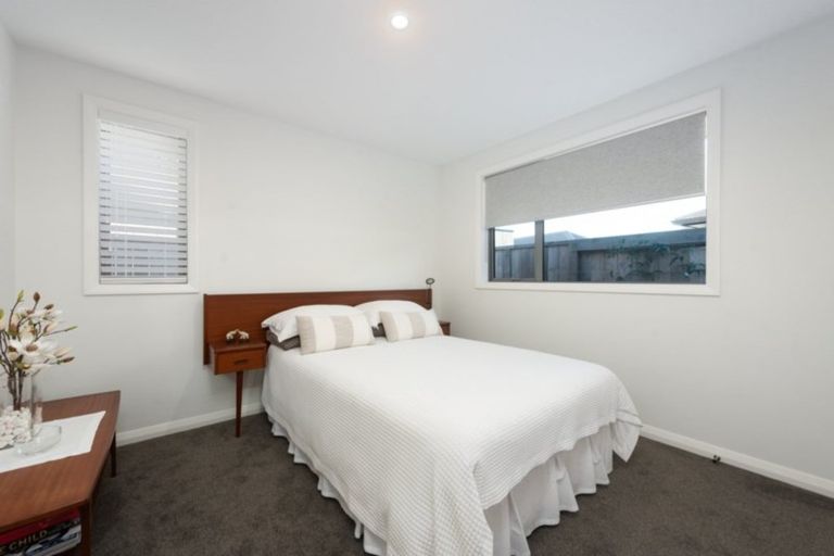 Photo of property in 39 Kahuparere Crescent, Pyes Pa, Tauranga, 3112