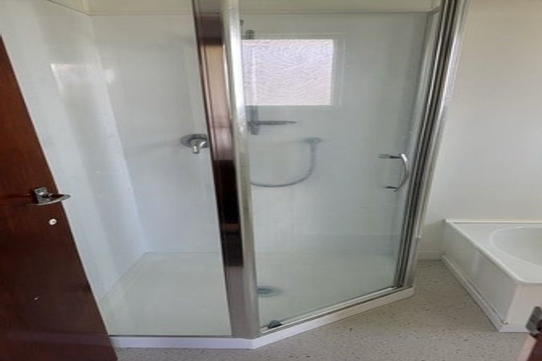 Photo of property in 36 Marsden Street, Hauraki, Auckland, 0622