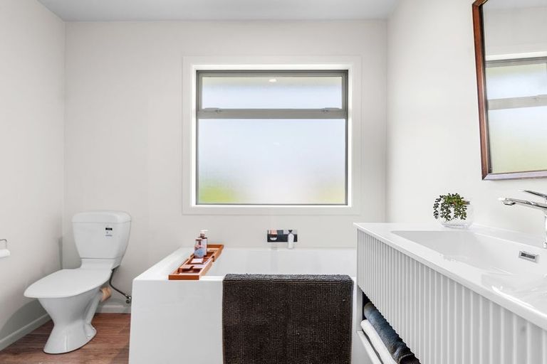 Photo of property in 114 Wales Street, Halswell, Christchurch, 8025