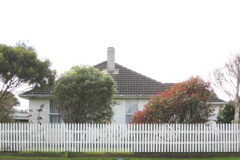 Photo of property in 124 Cracroft Street, Waitara, 4320