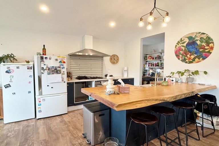 Photo of property in 19 Totara Drive, Duvauchelle, 7581