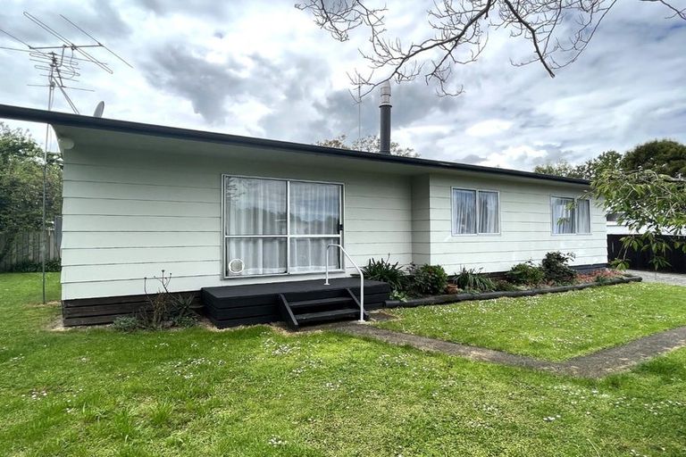 Photo of property in 4 Tasman Crescent, Carterton, 5713