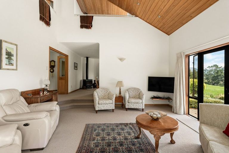 Photo of property in 42 Walker Road West, Aongatete, 3178