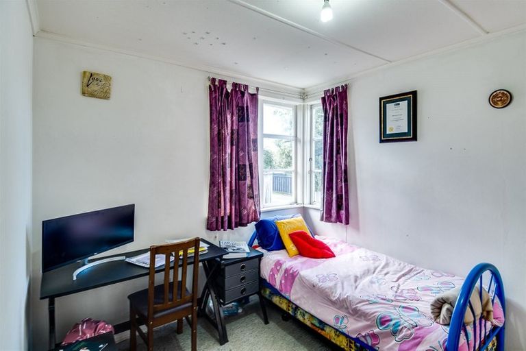 Photo of property in 21 Elbourne Street, Taradale, Napier, 4112